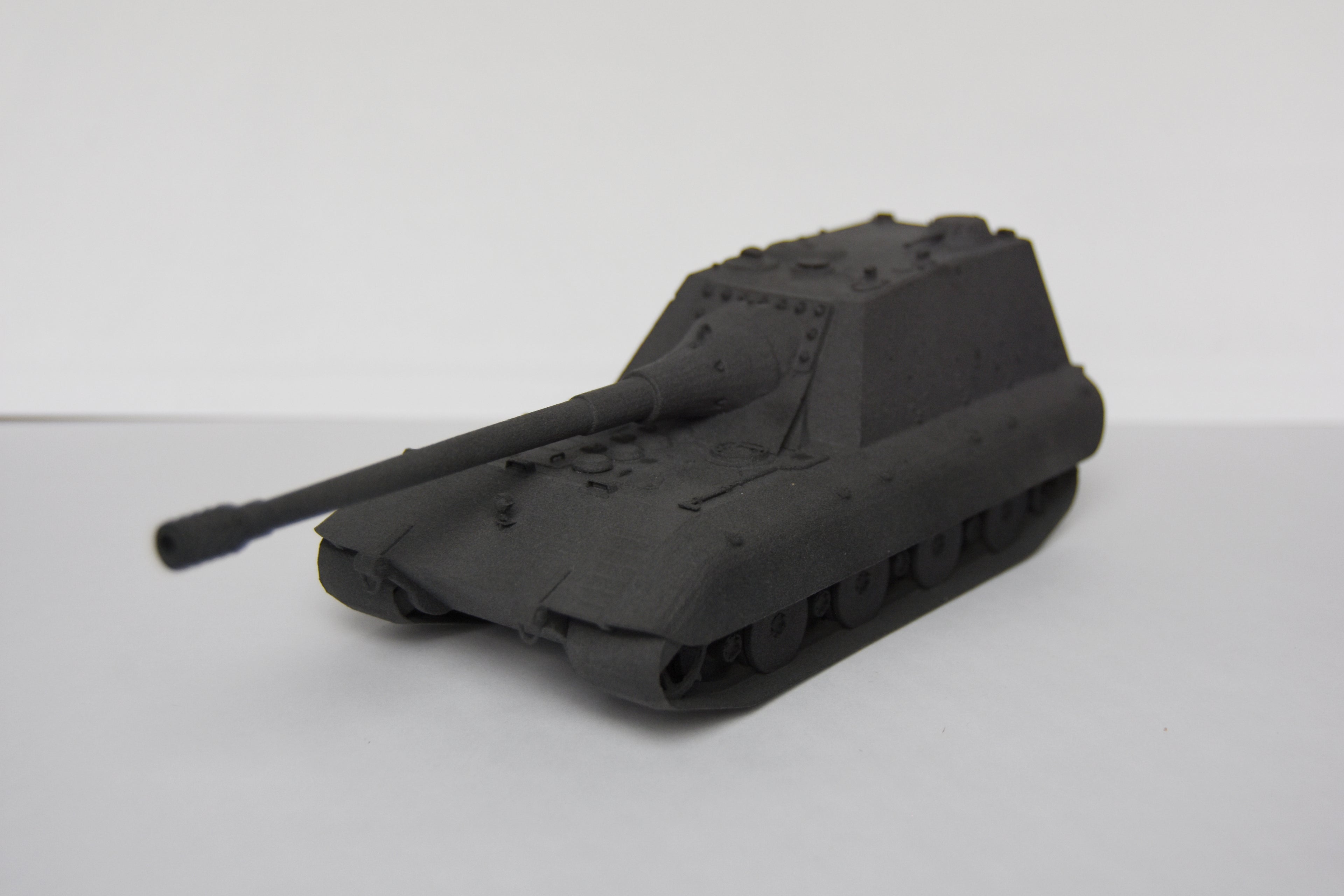 Jagdpanzer E 100 - 1:50 Scale Model